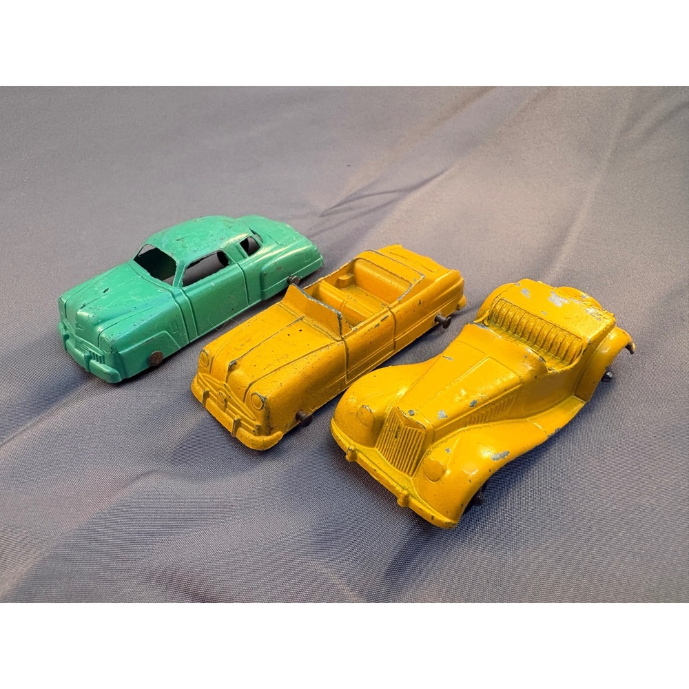 Vintage Tootsietoy Diecast Metal Car Lot 3pc Studebaker MG Chicago USA 3 inch